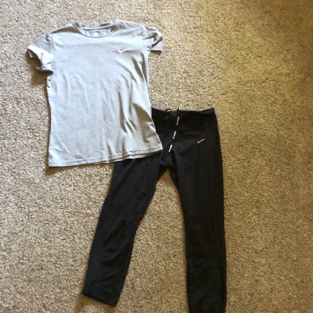 Nike top AND bottom, size small